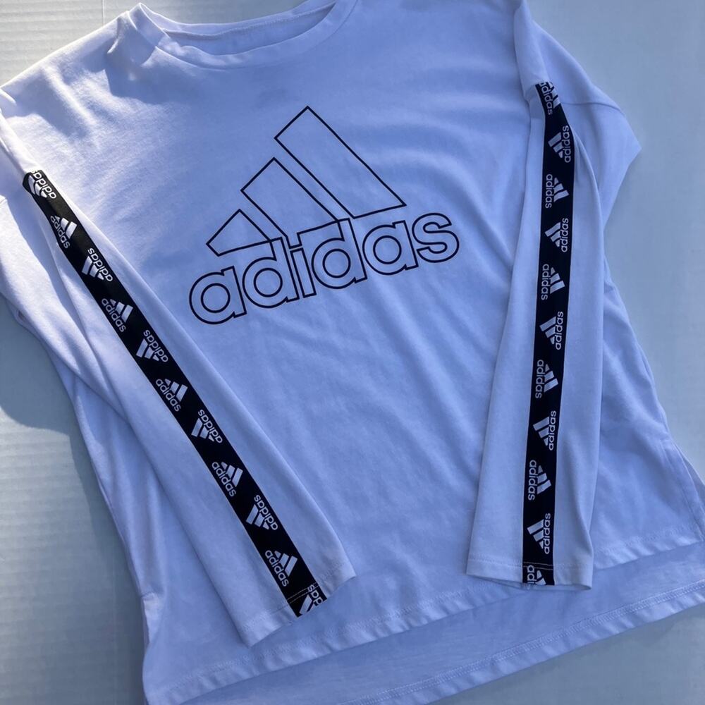 ADIDAS Girls LG {14} long sleeve T-shirt